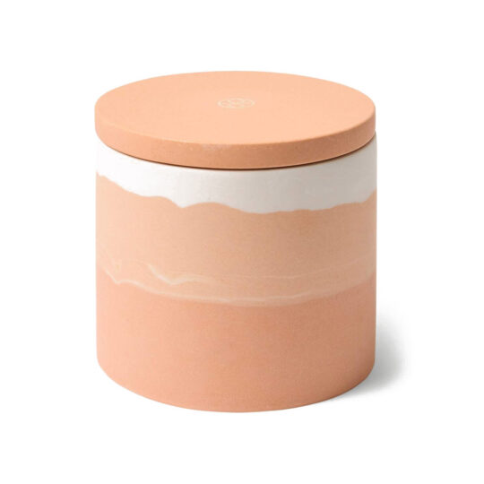 Honey round candle